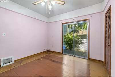225 W Arlington St, Gladstone, OR 97027 - Photo 21