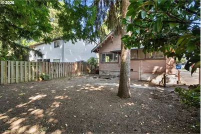 225 W Arlington St, Gladstone, OR 97027 - Photo 37