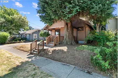 225 W Arlington St, Gladstone, OR 97027 - Photo 3