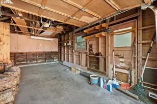 225 W Arlington St, Gladstone, OR 97027 - Photo 43