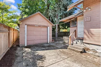 225 W Arlington St, Gladstone, OR 97027 - Photo 39