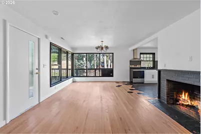 9637 SW Spring Crest Dr, Portland, OR 97225 - Photo 9