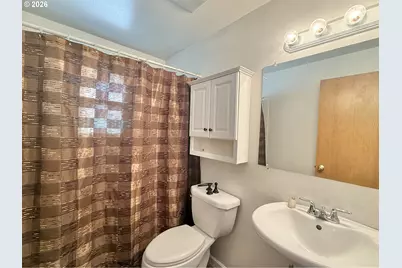 610 NW Bridge St, John Day, OR 97845 - Photo 11