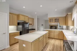 4758 NW Oakpoint Way, Portland, OR 97229 - Photo 17