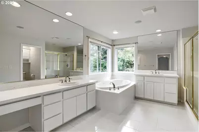 4758 NW Oakpoint Way, Portland, OR 97229 - Photo 29