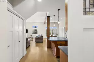 7006 NE Elm St, Hillsboro, OR 97124 - Photo 9