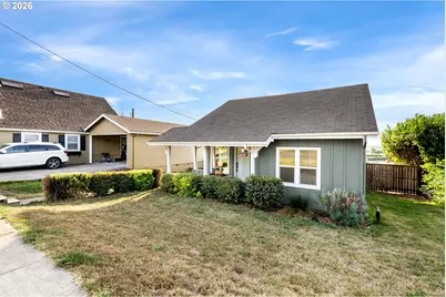 311 N 1st Ave, Ridgefield, WA 98642 - Photo 3