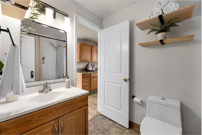311 N 1st Ave, Ridgefield, WA 98642 - Photo 21