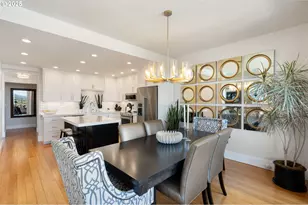 2221 SW 1st Ave, Portland, OR 97201 - Photo 11