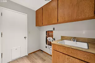 9945 SW 170th Ave, Beaverton, OR 97007 - Photo 29