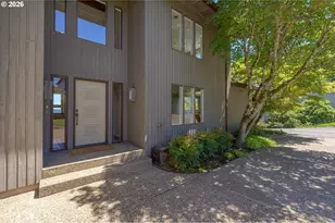 9945 SW 170th Ave, Beaverton, OR 97007 - Photo 3
