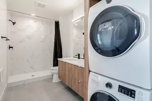 2050 N Killingsworth St, Portland, OR 97217 - Photo 23