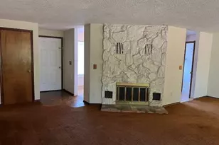 205 E Foothills Dr, Newberg, OR 97132 - Photo 5