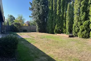 205 E Foothills Dr, Newberg, OR 97132 - Photo 17