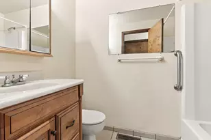 205 E Foothills Dr, Newberg, OR 97132 - Photo 17