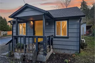 900 SW Sadie B St, Cascade Locks, OR 97014 - Photo 3