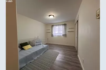 3932 Spruce St, Florence, OR 97439 - Photo 11