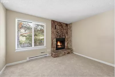 2330 SE Brookwood Ave #221, Hillsboro, OR 97123 - Photo 5
