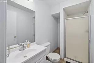 2330 SE Brookwood Ave, Hillsboro, OR 97123 - Photo 29