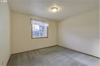 1722 Hartford Dr, Forest Grove, OR 97116 - Photo 13