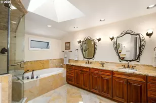 3855 Rivers Edge Dr, Lake Oswego, OR 97034 - Photo 27
