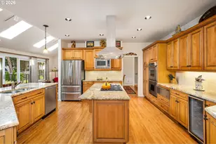 3855 Rivers Edge Dr, Lake Oswego, OR 97034 - Photo 15