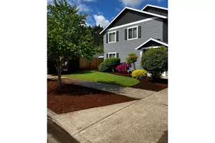 209 Pioneer Dr, Silverton, OR 97381 - Photo 3