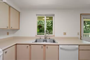 13216 NE Salmon Creek Ave, Vancouver, WA 98686 - Photo 15