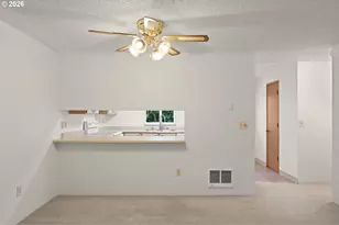 13216 NE Salmon Creek Ave, Vancouver, WA 98686 - Photo 9
