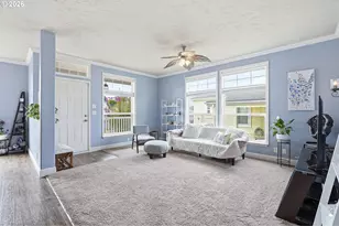 1000 S McKern Ct, Newberg, OR 97132 - Photo 9