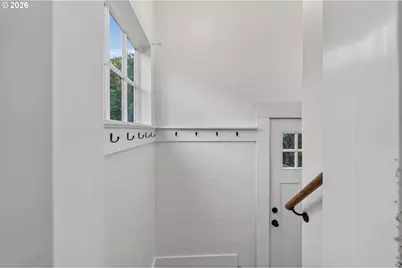 832 NE 29th Ave, Portland, OR 97232 - Photo 27