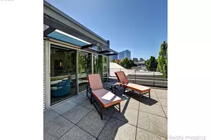 323 NW 13th Ave, Portland, OR 97209 - Photo 25