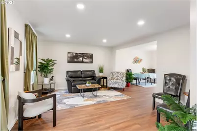 1189 S Aspen Way, Canby, OR 97013 - Photo 7