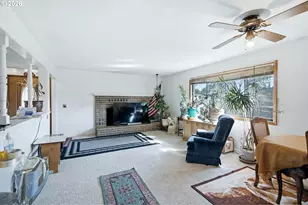 2045 Tualatin St, Saint Helens, OR 97051 - Photo 5