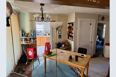 7875 SW Green Ln, Beaverton, OR 97008 - Photo 3