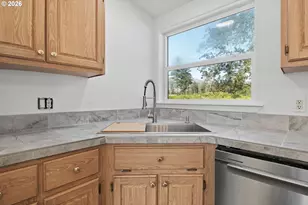 40071 Gates School Rd, Gates, OR 97346 - Photo 21