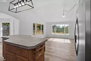 40071 Gates School Rd, Gates, OR 97346 - Photo 19