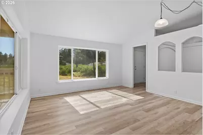 40071 Gates School Rd, Gates, OR 97346 - Photo 15