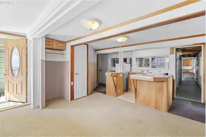 2901 NE Marine Dr, Portland, OR 97211 - Photo 13