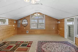 2901 NE Marine Dr, Portland, OR 97211 - Photo 19