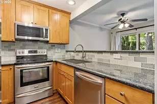 7169 SW Sagert St, Tualatin, OR 97062 - Photo 5