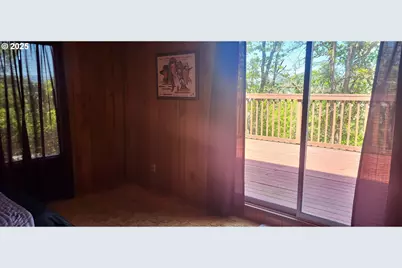 522 SE Hillside Dr, Roseburg, OR 97470 - Photo 19