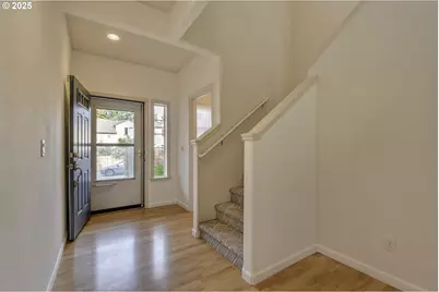 13222 SW Bigleaf Dr, Tigard, OR 97223 - Photo 3