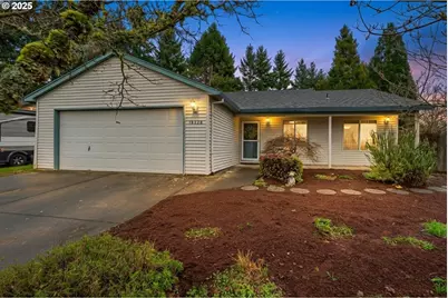 19326 Rollins St, Oregon City, OR 97045 - Photo 1