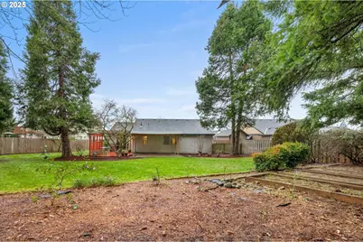 19326 Rollins St, Oregon City, OR 97045 - Photo 39