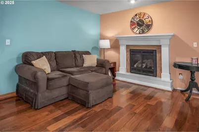 19326 Rollins St, Oregon City, OR 97045 - Photo 11