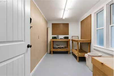 374 E Main St, Lowell, OR 97452 - Photo 27