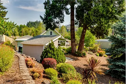 374 E Main St, Lowell, OR 97452 - Photo 45