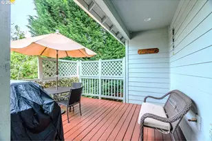 703 SE Anderson Ln, Gresham, OR 97080 - Photo 9