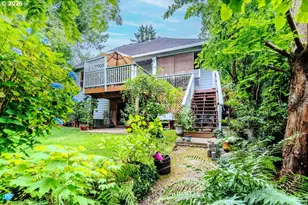 703 SE Anderson Ln, Gresham, OR 97080 - Photo 5